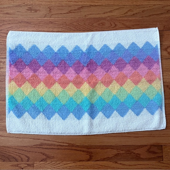 Vintage Rainbow Diamond Pattern Hand Towel St. Mary’s Fieldcrest Cotton - Picture 3 of 6